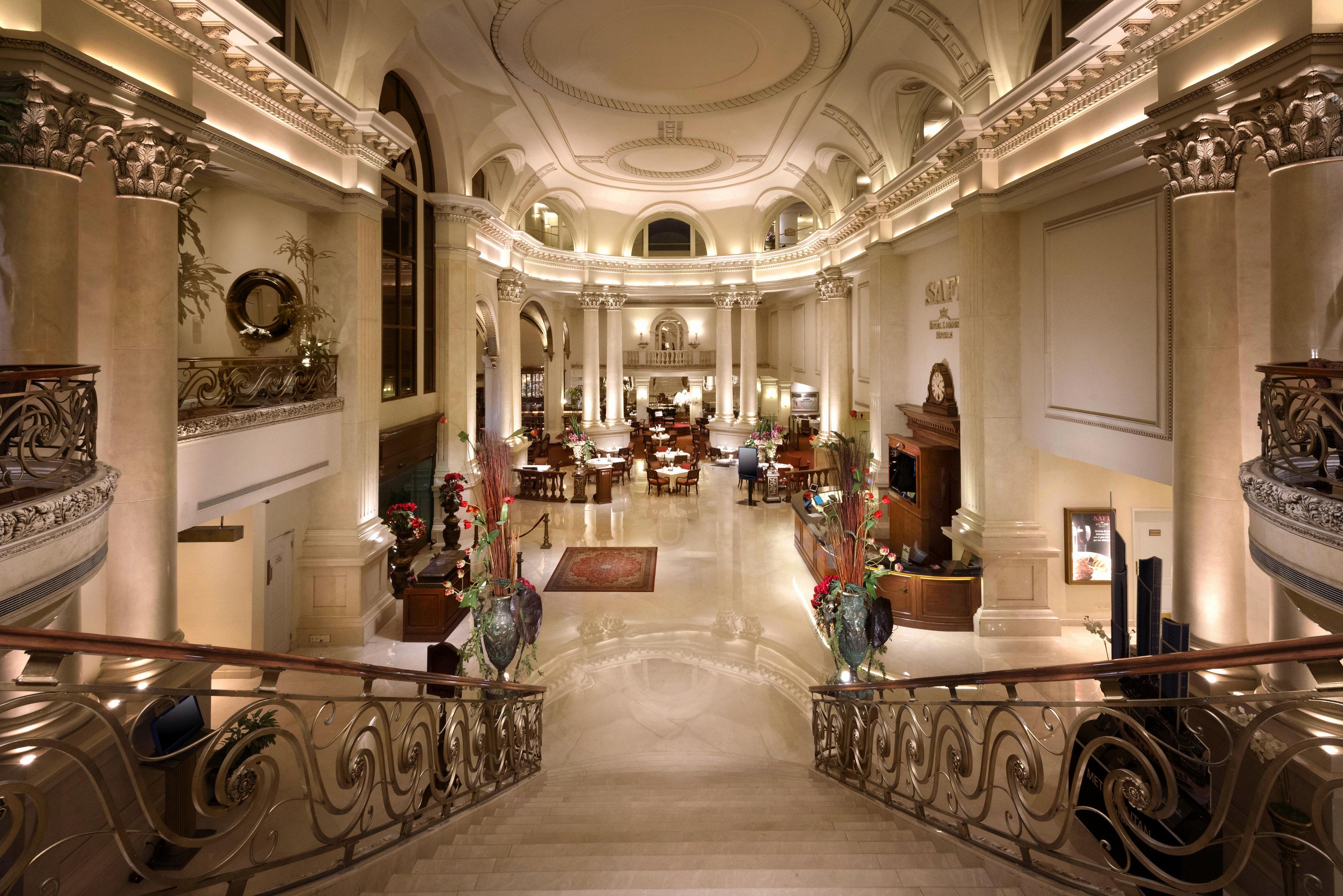 Safi Royal Luxury Valle San Pedro Garza Garcia Exterior photo The lobby of the Four Seasons Hotel