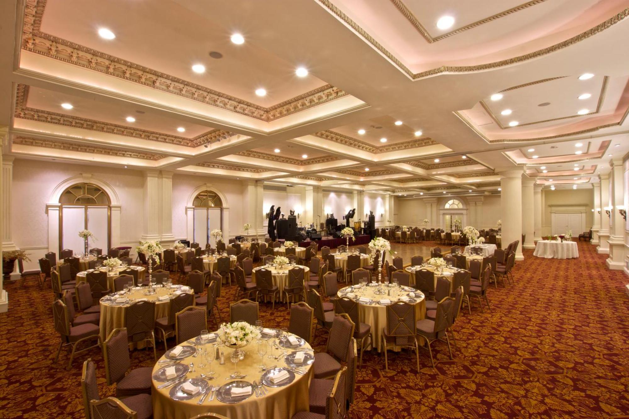 Safi Royal Luxury Valle San Pedro Garza Garcia Exterior photo The ballroom