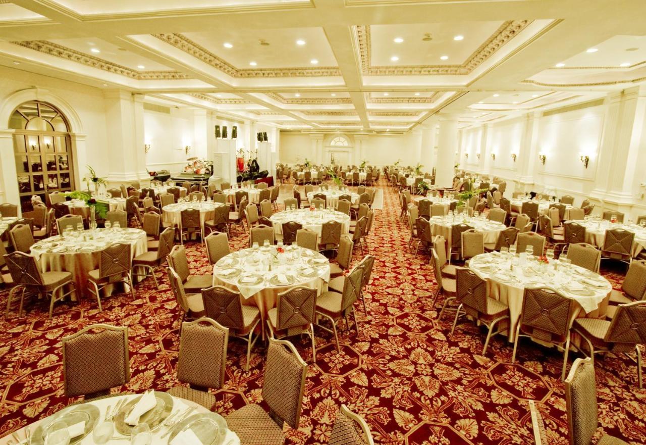 Safi Royal Luxury Valle San Pedro Garza Garcia Exterior photo The ballroom